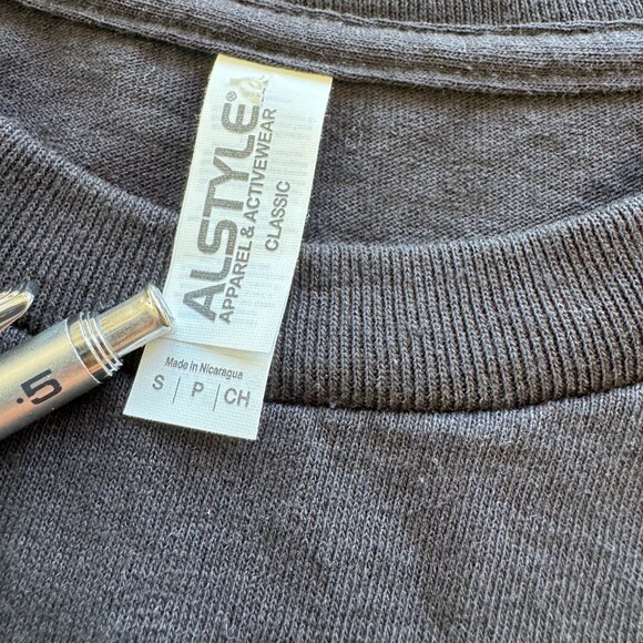 Black Academy of Art University T-Shirt - Picture 5 of 6